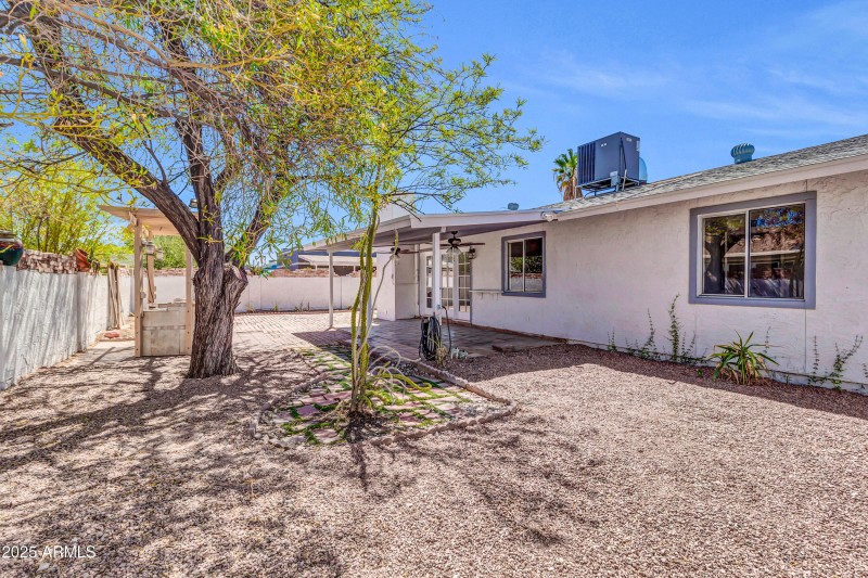 1232 E McLellan Rd-31