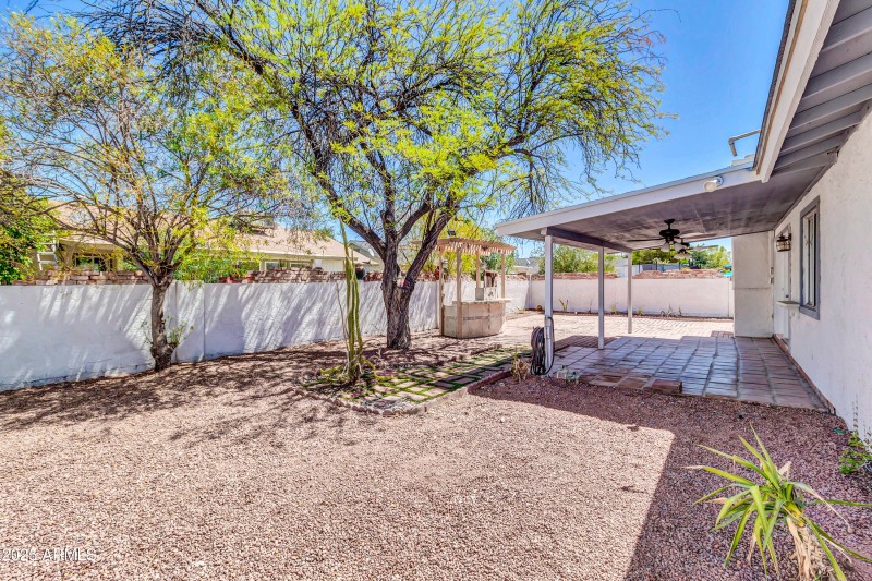 1232 E McLellan Rd-32