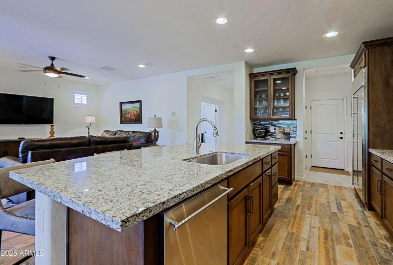 Kitchen 6