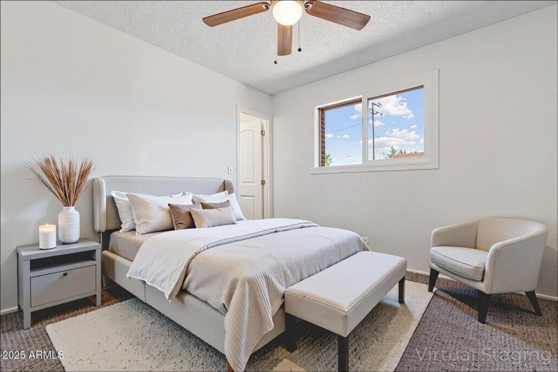 14-A7400012 - Bedroom