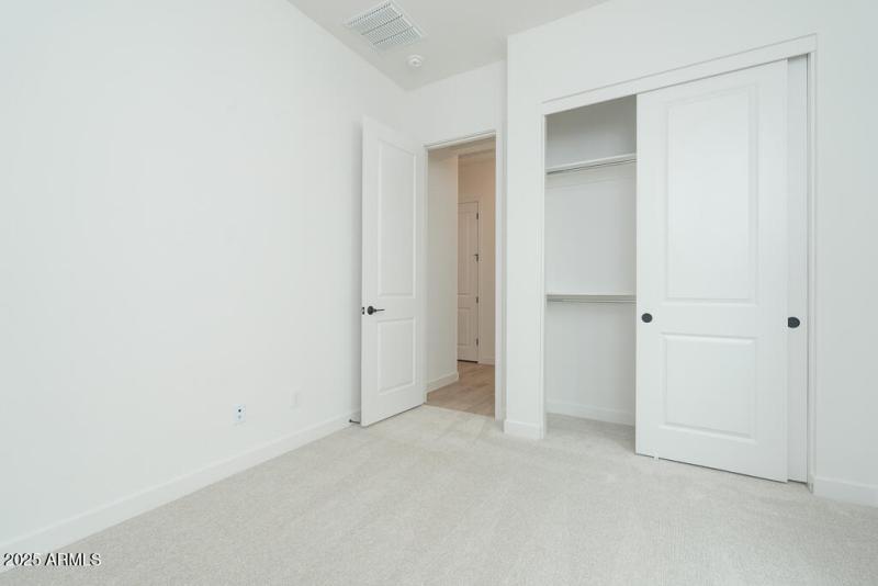 Tri Pointe Waterston Central 280 - Bedro