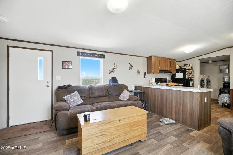 7-web-or-mls-_DSC2912 chris avery