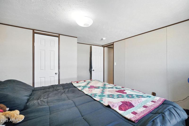 18-web-or-mls-_DSC2951 chris avery