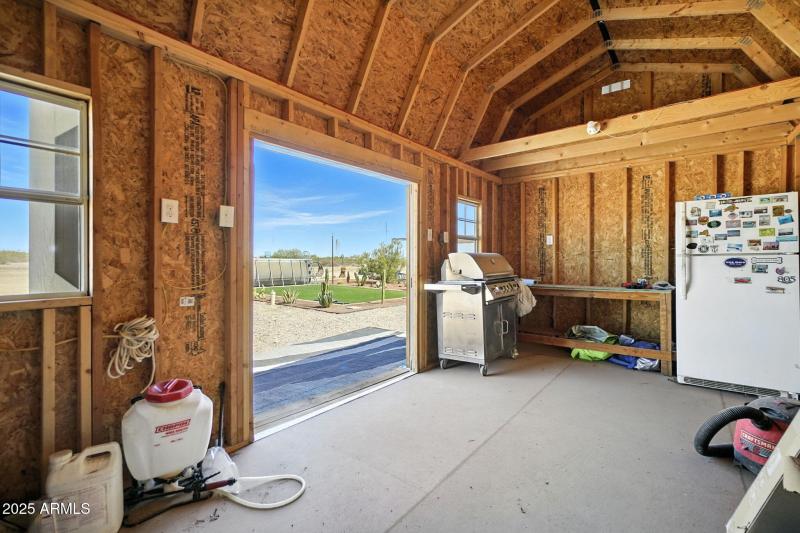 23-web-or-mls-_DSC2966 chris avery