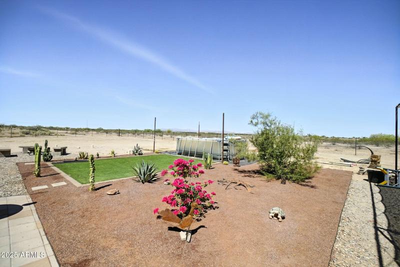 26-web-or-mls-_DSC2982 chris avery