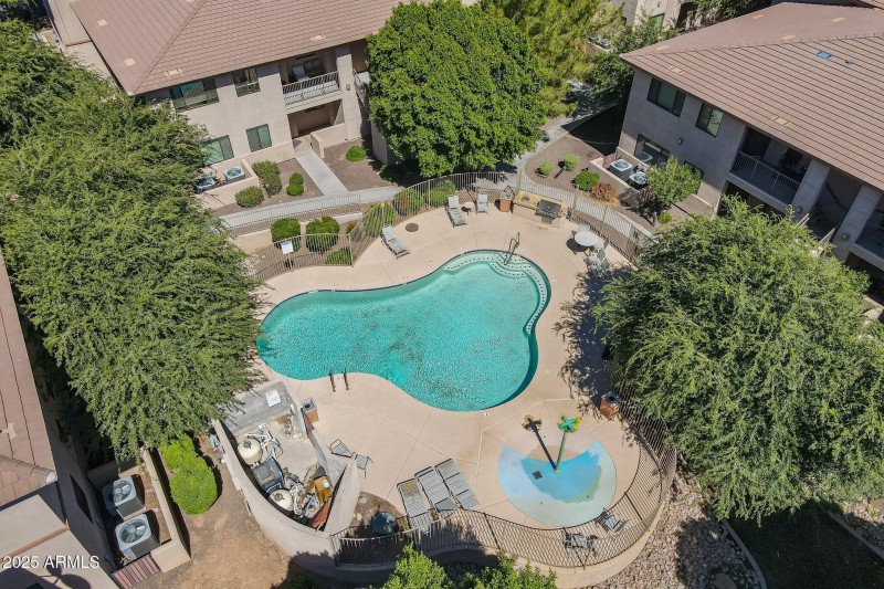 13-web-or-mls-Gilbert-13