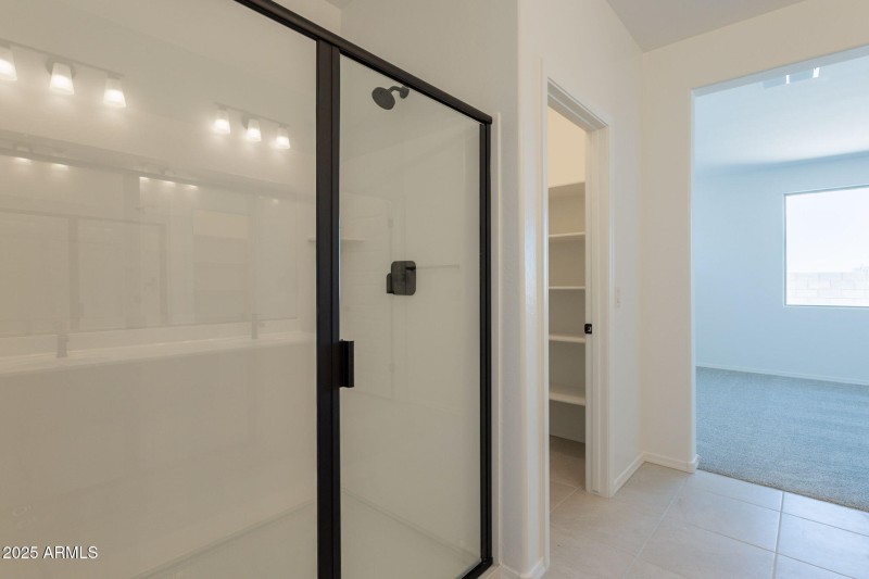 24-web-or-mls-215th-24