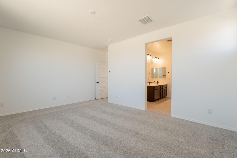 20-web-or-mls-215th-20