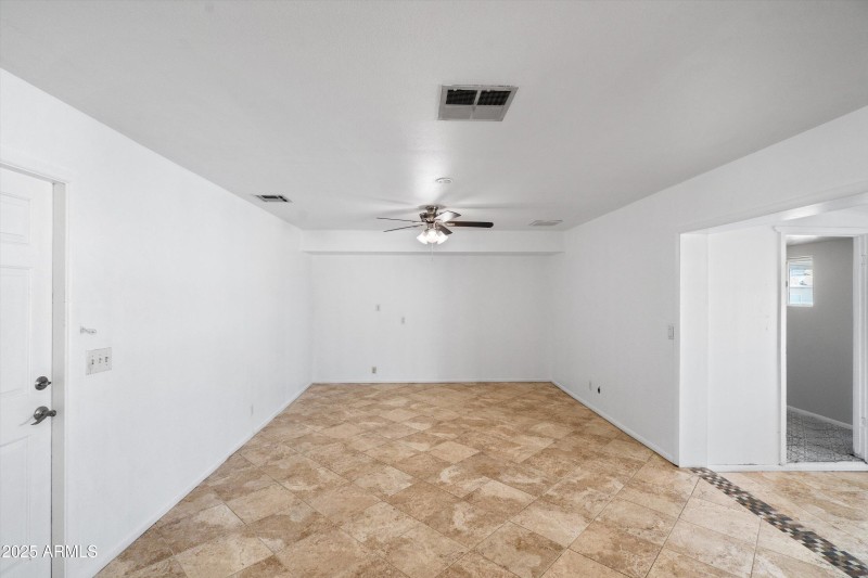 Dining Room/Bonus Room