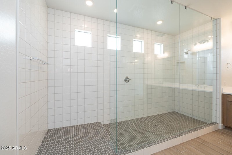 Tri Pointe Soleo 238 - Primary Bath-2MLS
