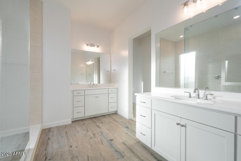 Tri Pointe Soleo 239 - Primary Bath-1MLS