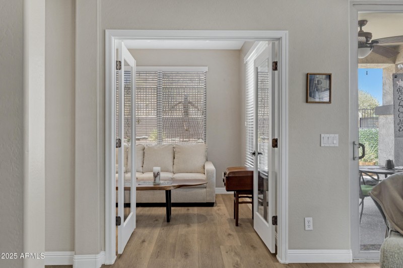 307 W Twin Peaks Pkwy-20