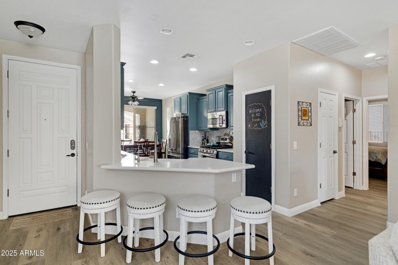 307 W Twin Peaks Pkwy-12