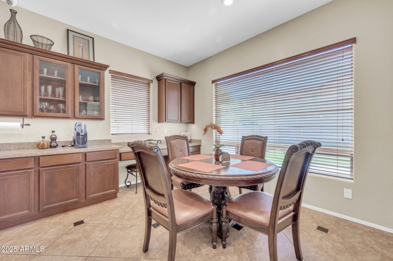 2411 W Corral Road, Phoenix, AZ 85041