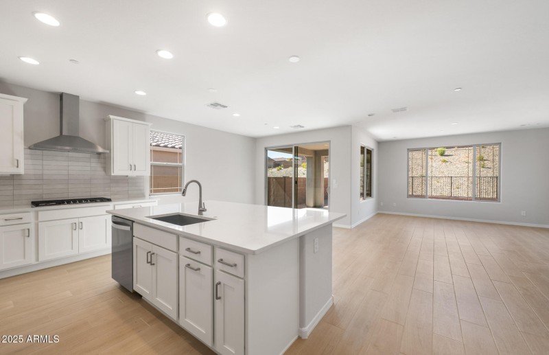 Kitchen/Cafe/Gathering Room