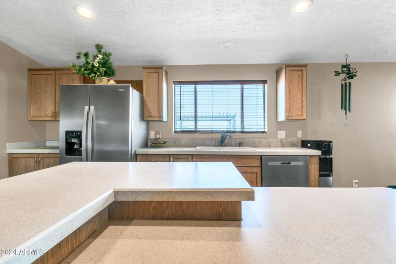38145 W Palo Verde Dr-17