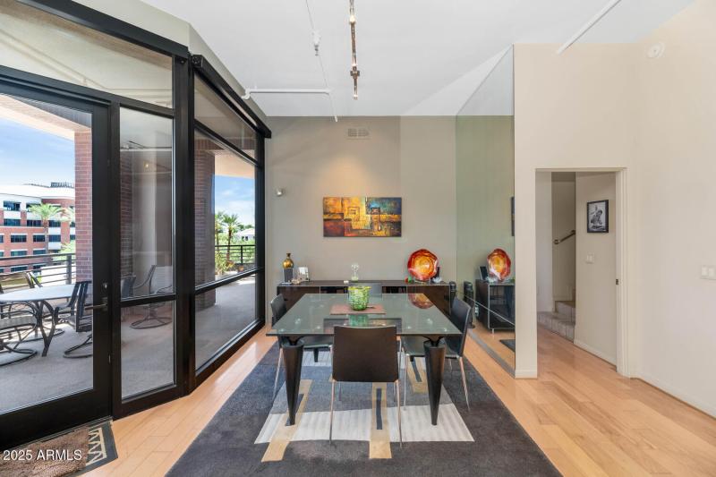 7301 E 3rd Ave-large-013-014-TOD4898-150