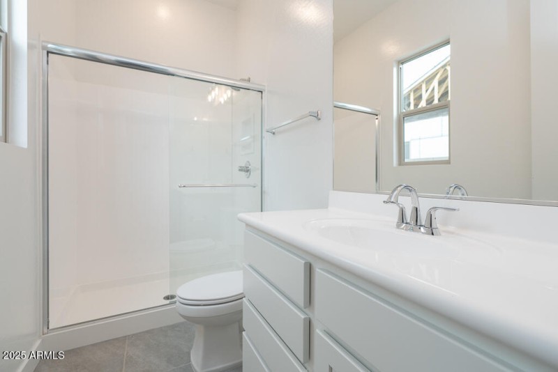 Tri Pointe Soleo 334 - Bath 3-1MLS