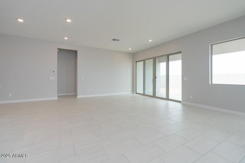 Tri Pointe Soleo 514 - Great Room-2MLS