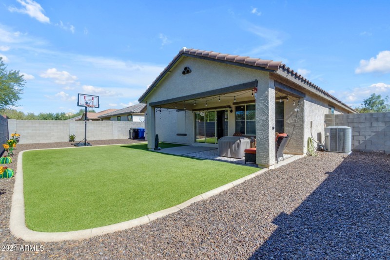 42-web-or-mls-42_115_a4m_breal