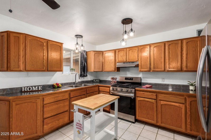 0F97B43B-3073-49DF-9CF3-4A312592DE4A