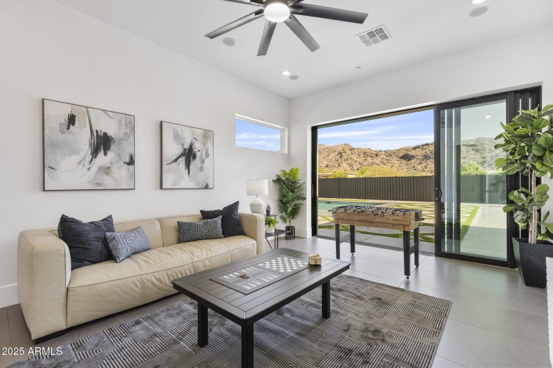 Bonus Room/Game Room