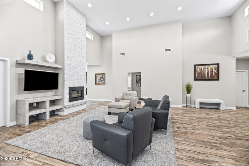 Open Floorplan | Living Area