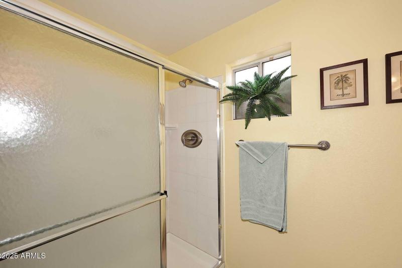 Hall Bath-Shower