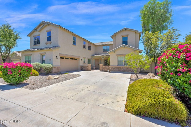 3047 Athena - 03Exterior