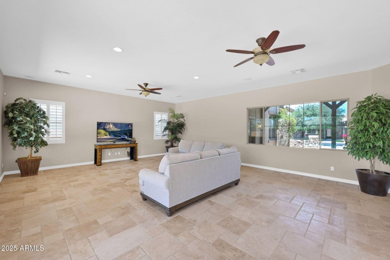 3047 Athena - 09Greatroom