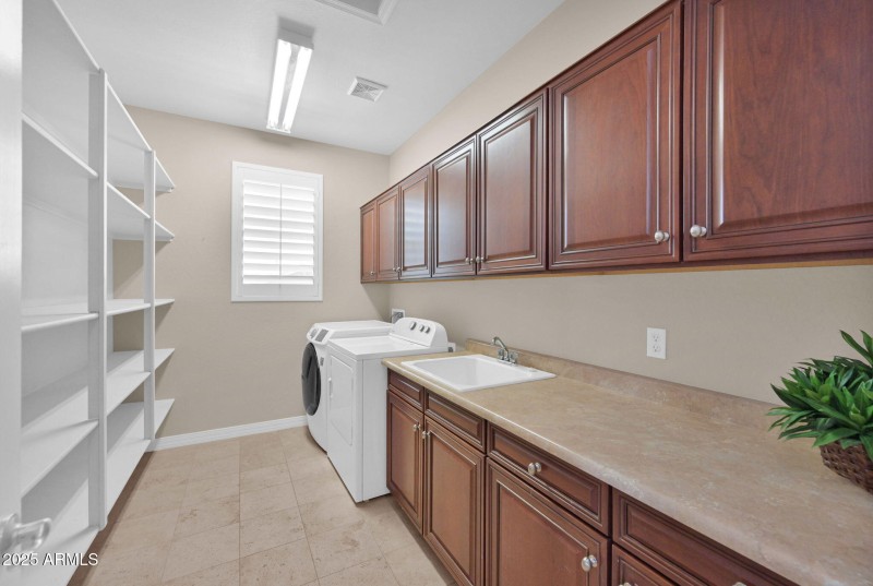 3047 Athena - 33Laundry Room