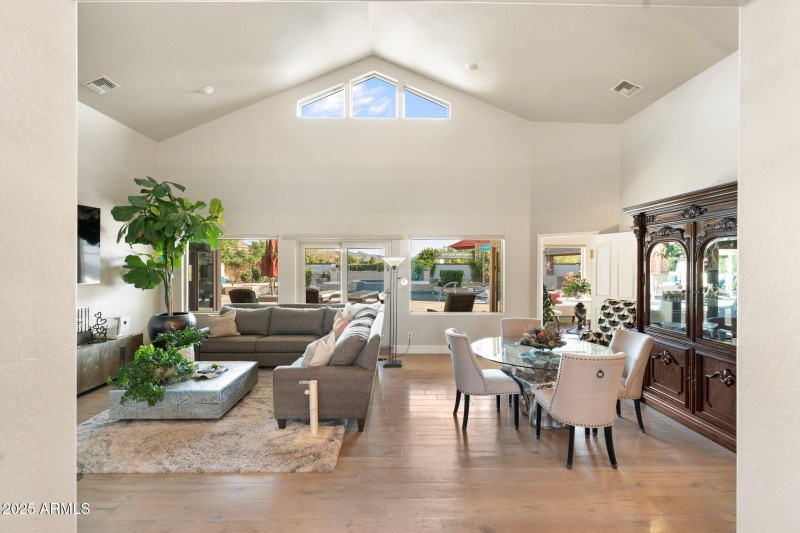 84-web-or-mls-DSC05342