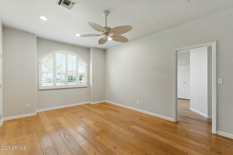 117-web-or-mls-Photo_004