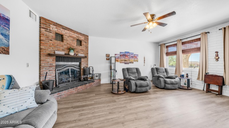 95 S Val Vista Rd (11)