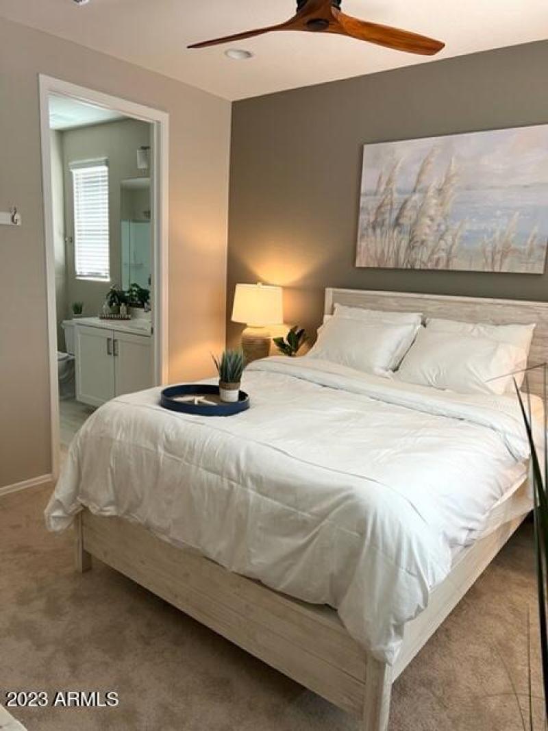 Wahalla guest bedroom-bathroom