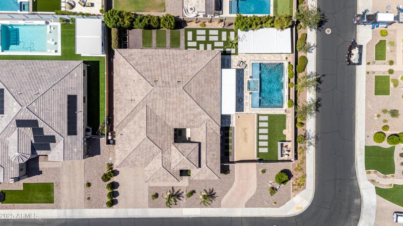 oversized premium lot size