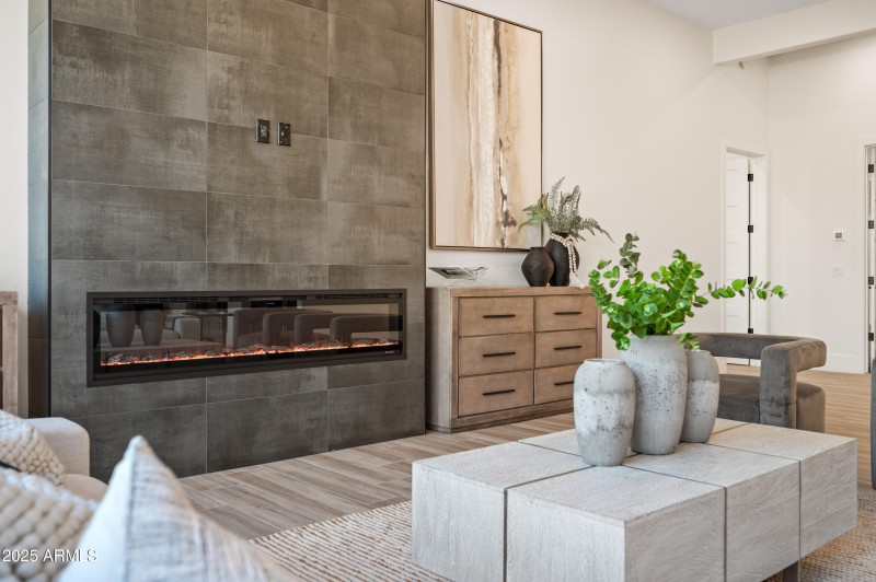 13-24667N116S-ocupix