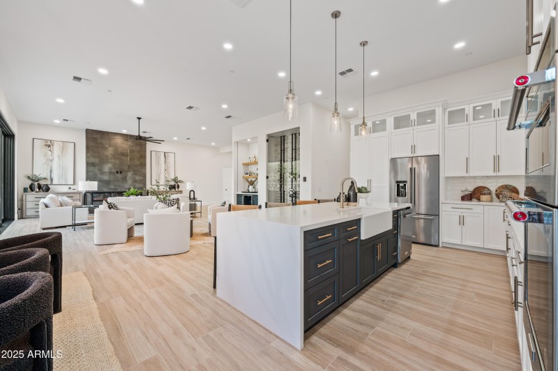 27-24667N116S-ocupix