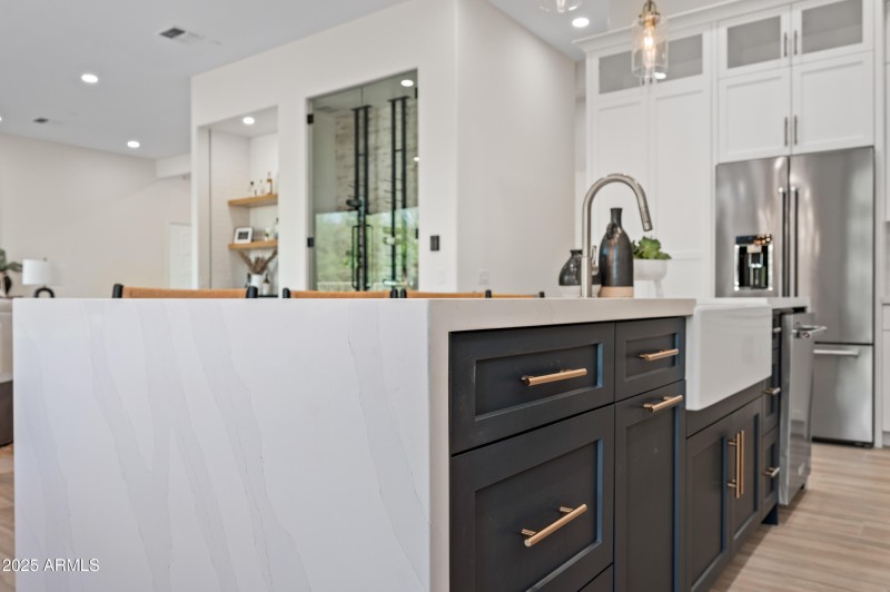 28-24667N116S-ocupix