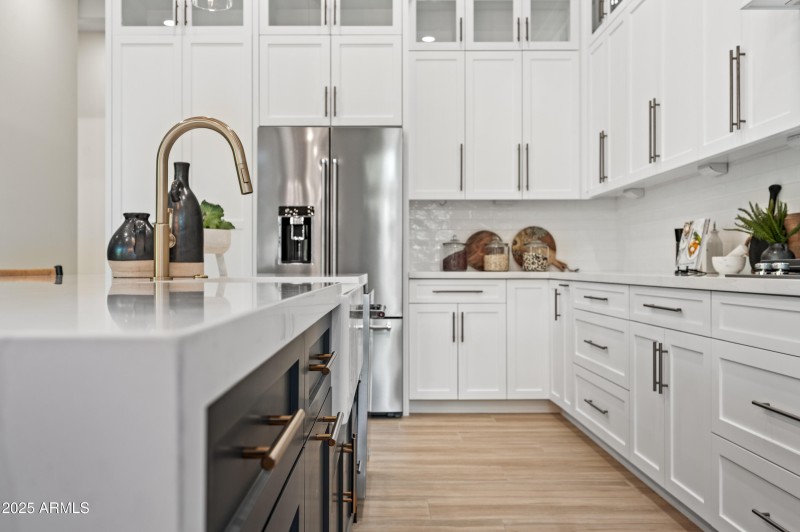 29-24667N116S-ocupix