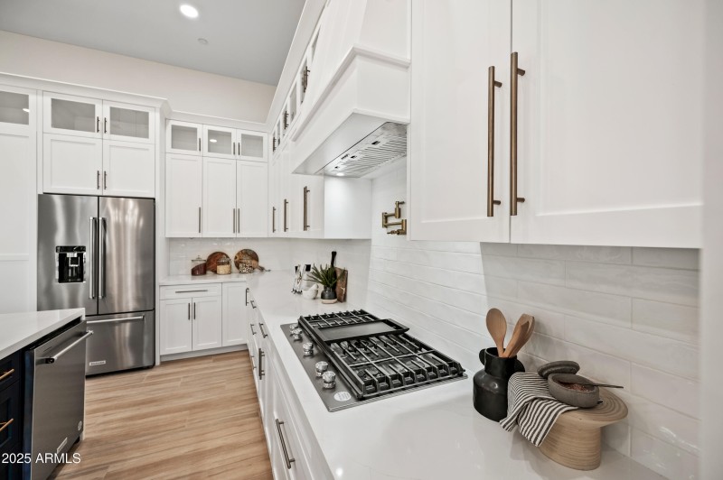 33-24667N116S-ocupix