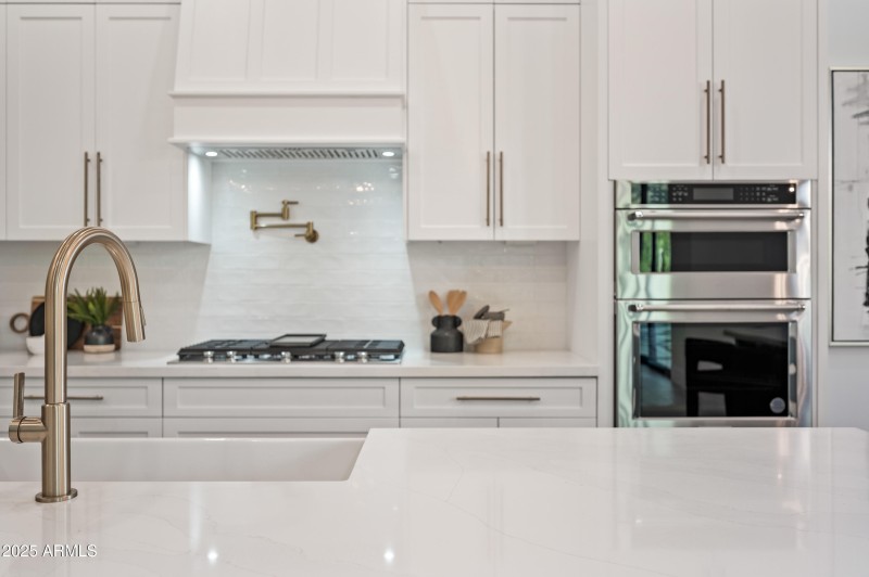 39-24667N116S-ocupix