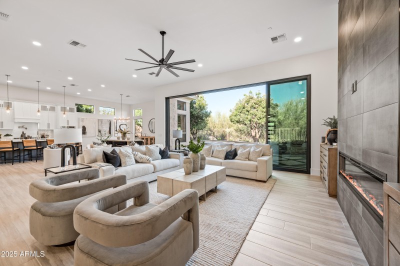 53-24667N116S-ocupix