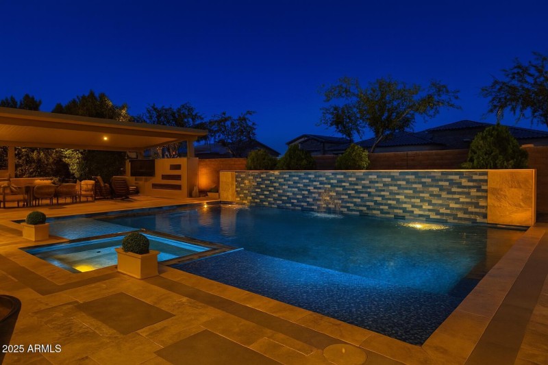 pool lighting