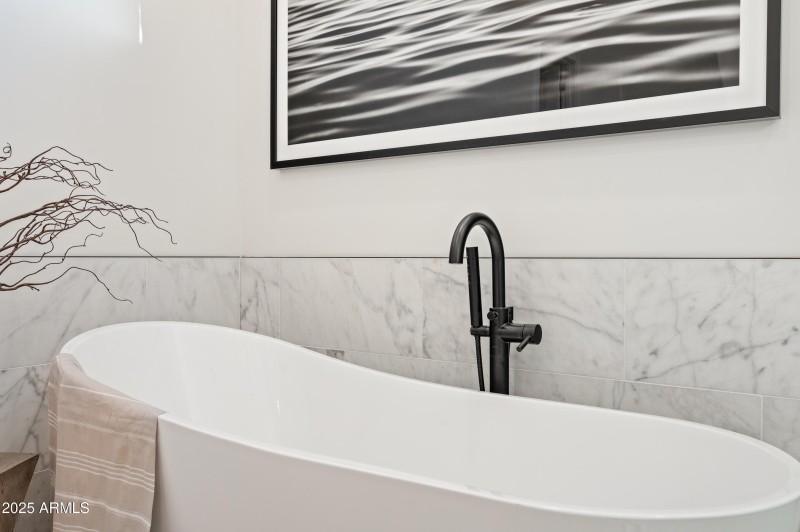 74-24667N116S-ocupix