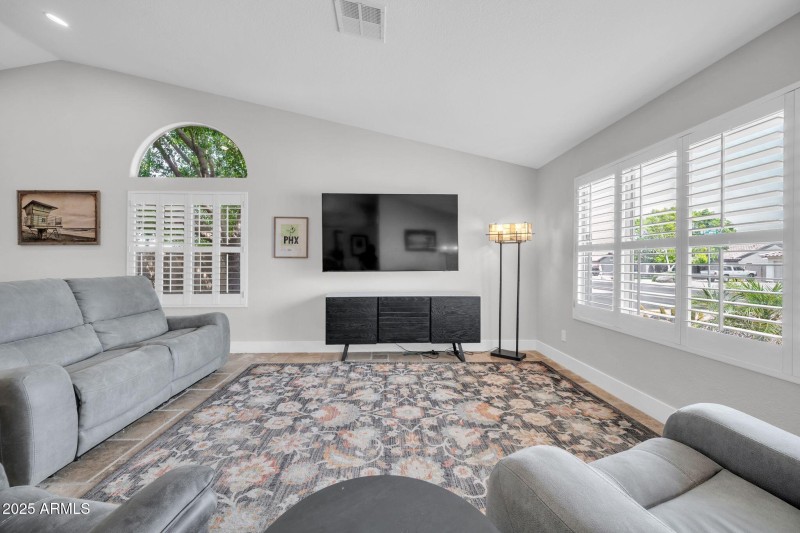 6941 W Monte Lindo-7