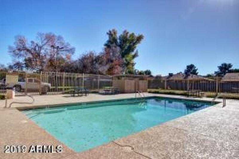 Suntree Community Pool