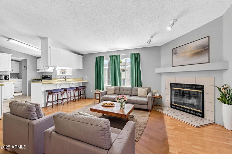 625 W MCKELLIPS RD 399, Mesa, AZ 85201