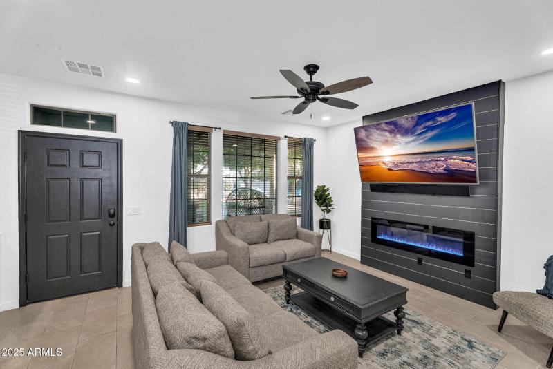 4-web-or-mls-Yeager-04