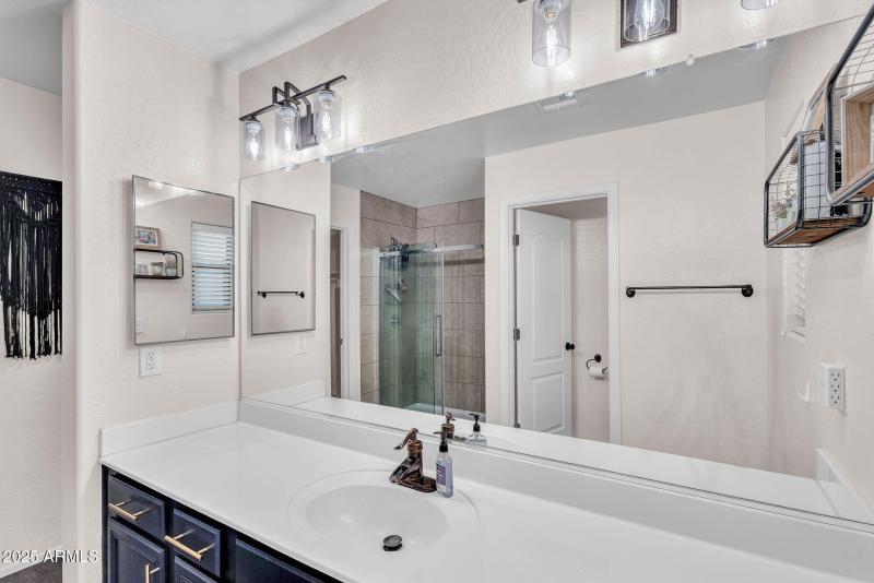 17-web-or-mls-Yeager-17